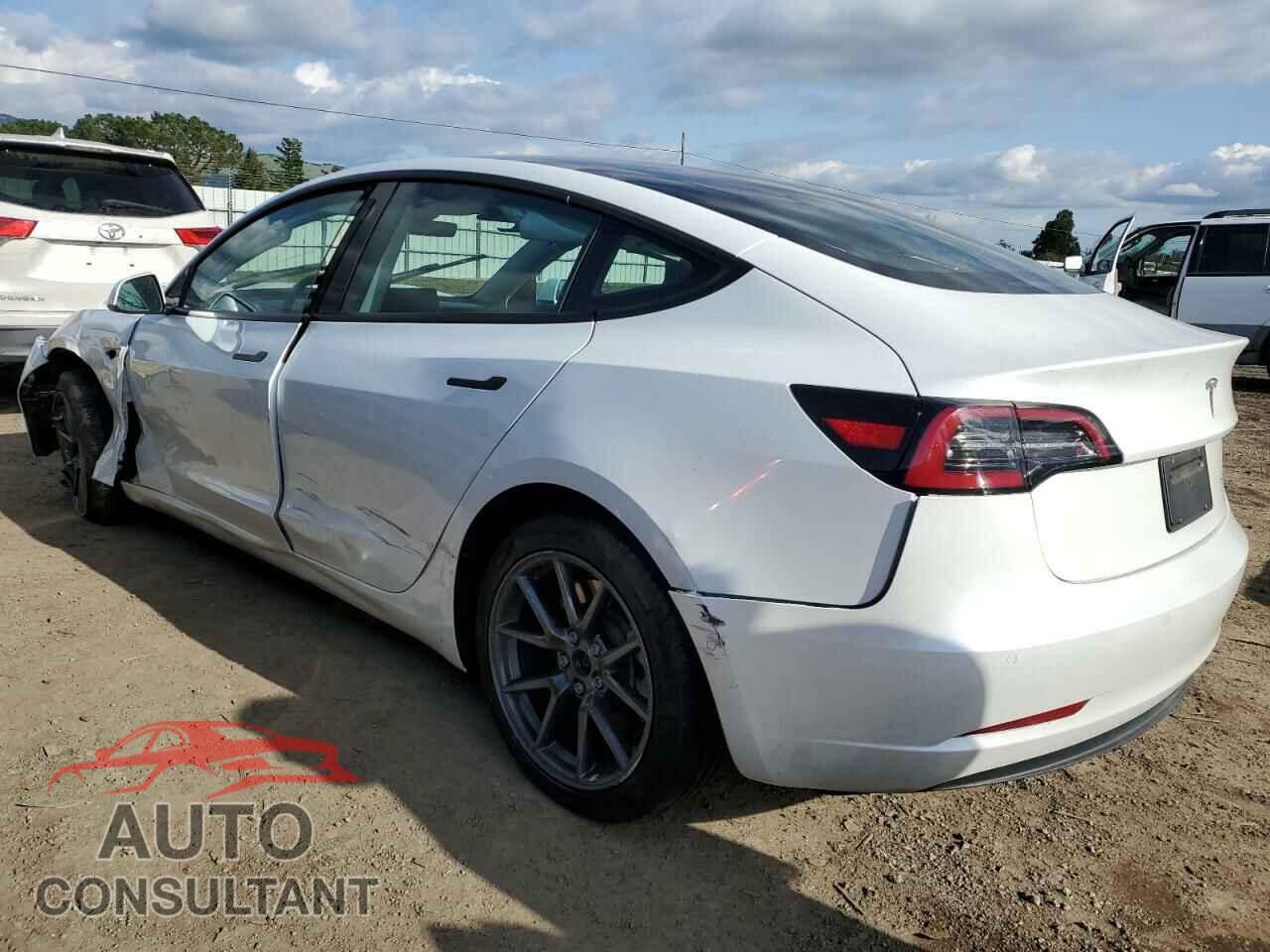 TESLA MODEL 3 2022 - 5YJ3E1EB7NF158889