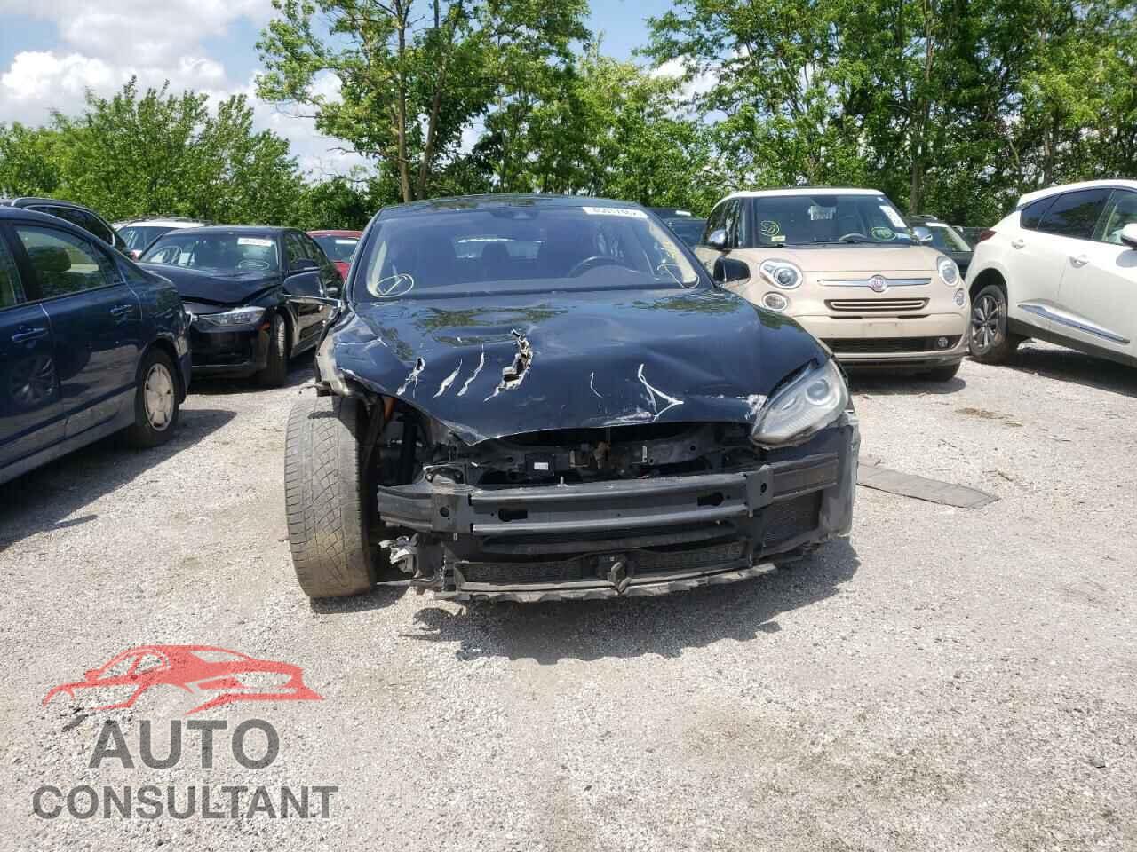 TESLA MODEL S 2016 - 5YJSA1E11GF134587