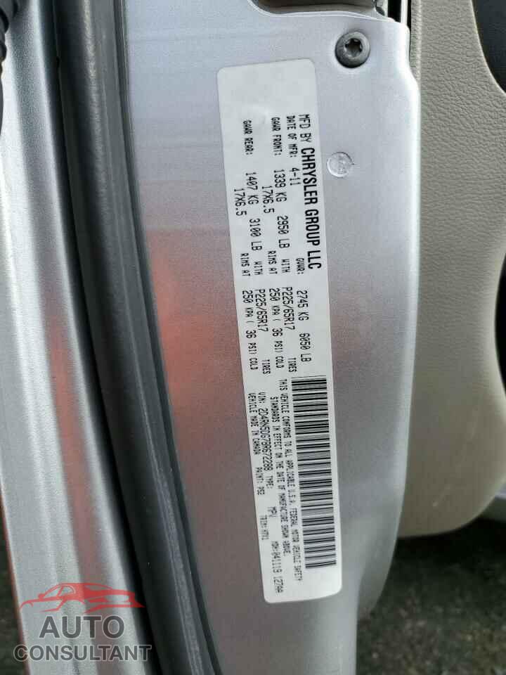 DODGE CARAVAN 2011 - 2D4RN5DG7BR672288