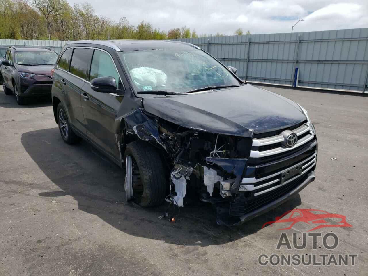 TOYOTA HIGHLANDER 2019 - 5TDJZRFH9KS592249