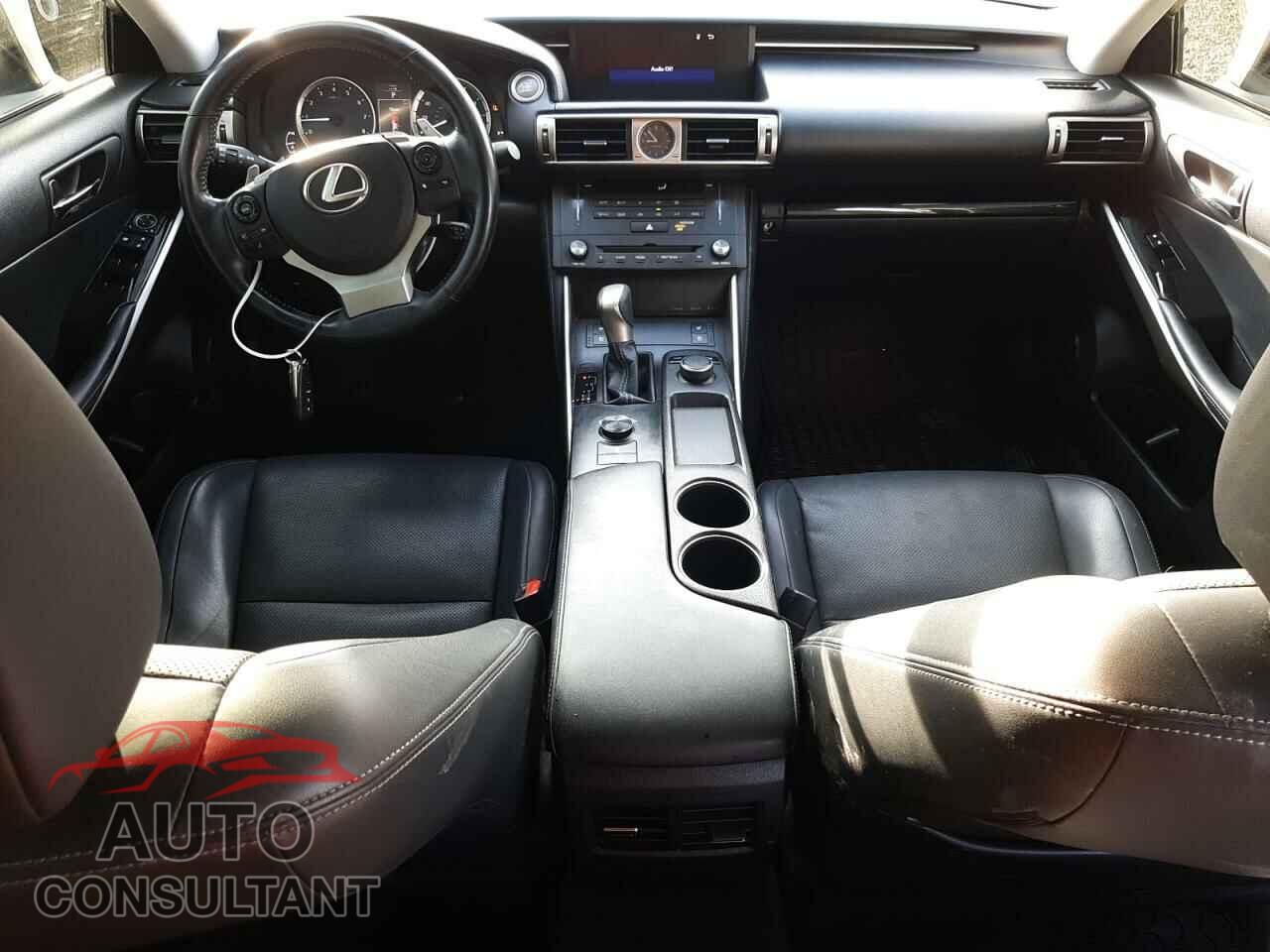 LEXUS IS 2015 - JTHCF1D23F5016409