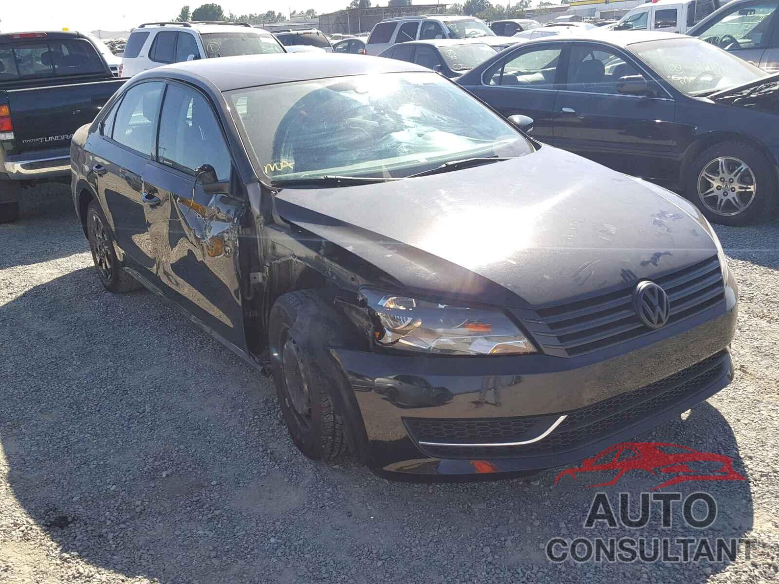 VOLKSWAGEN PASSAT 2015 - 1VWAT7A37FC076137