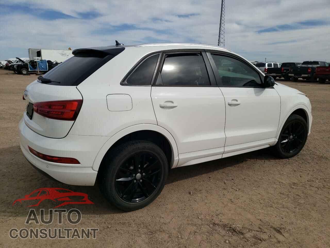 AUDI Q3 2017 - WA1BCCFS1HR015652