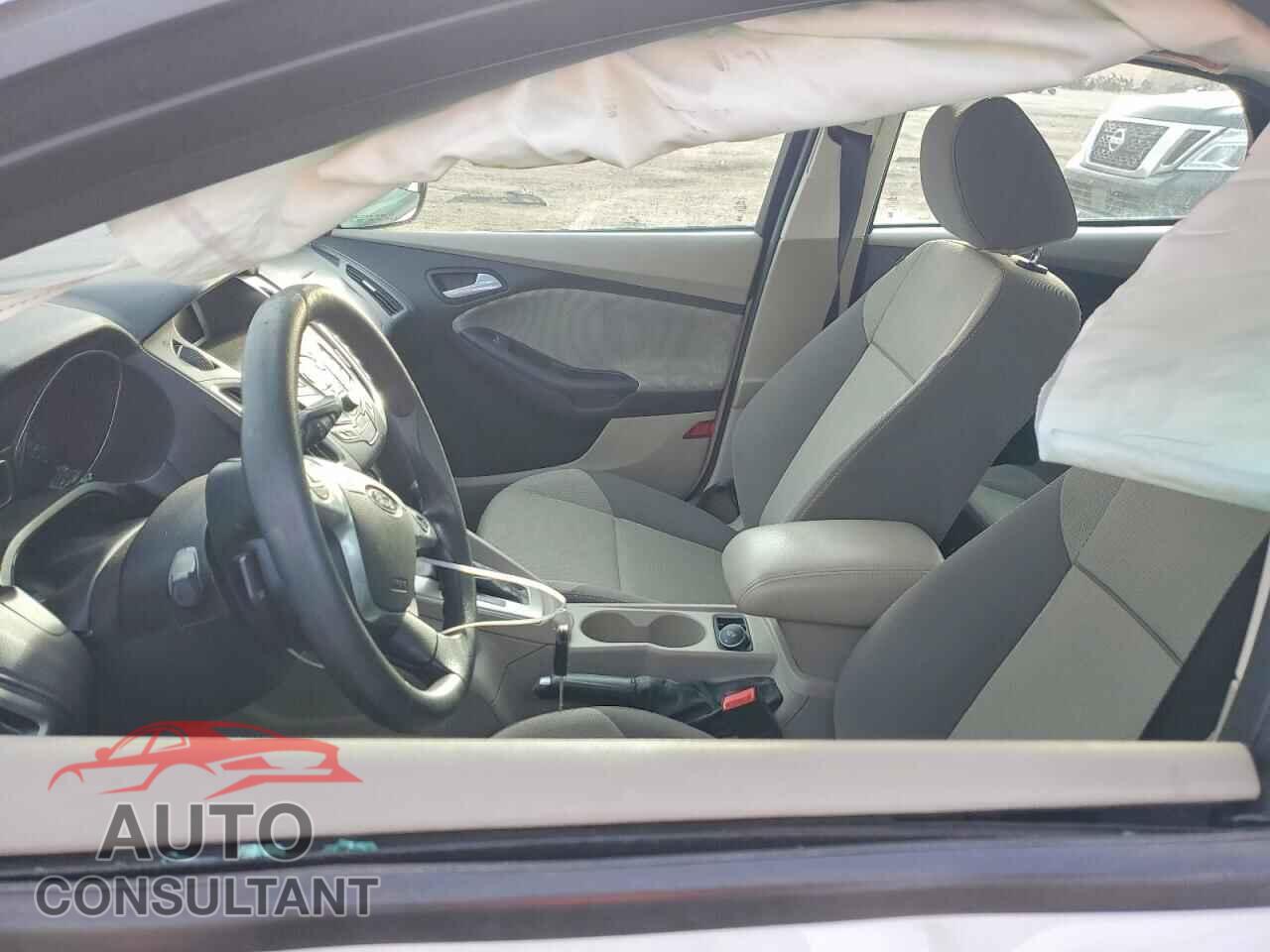 FORD FOCUS 2013 - 1FADP3F22DL266024