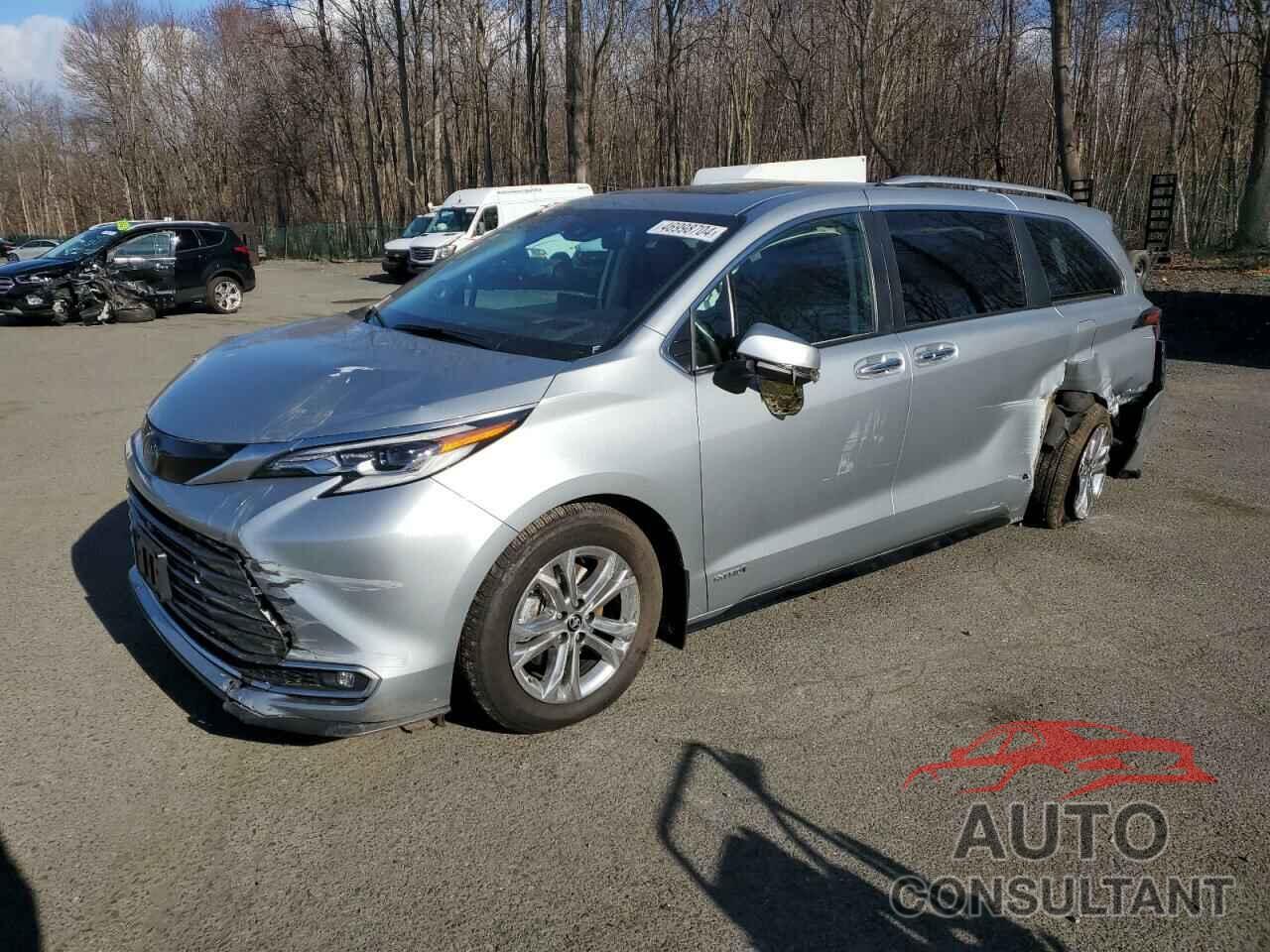 TOYOTA SIENNA 2021 - 5TDESKFC7MS010282