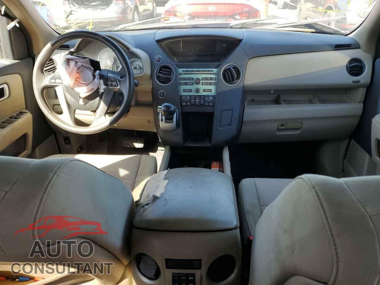 HONDA PILOT 2011 - 5FNYF4H4XBB022821