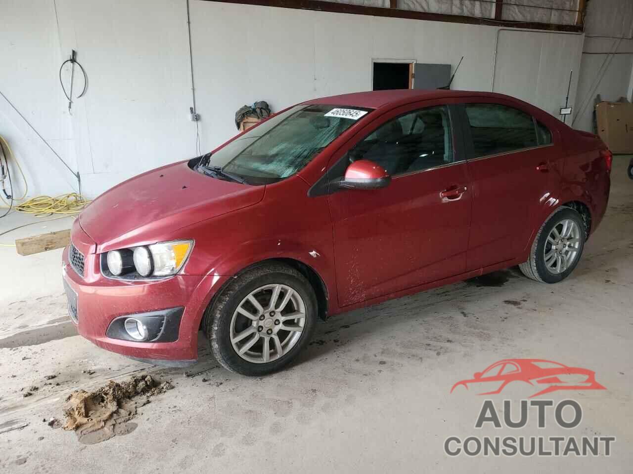 CHEVROLET SONIC 2013 - 1G1JC5SH8D4159089