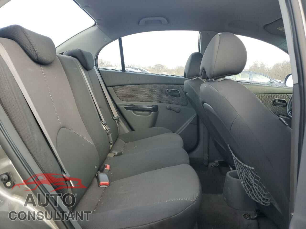 KIA RIO 2010 - KNADH4A30A6661131