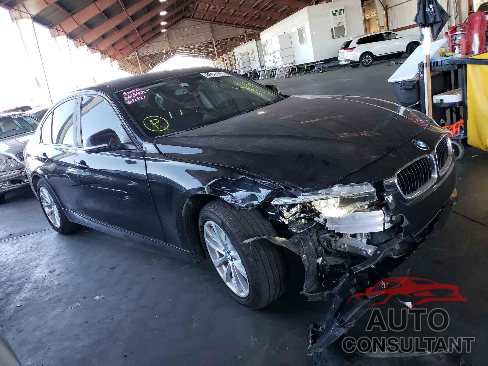 BMW 3 SERIES 2018 - WBA8E1G58JNU92841