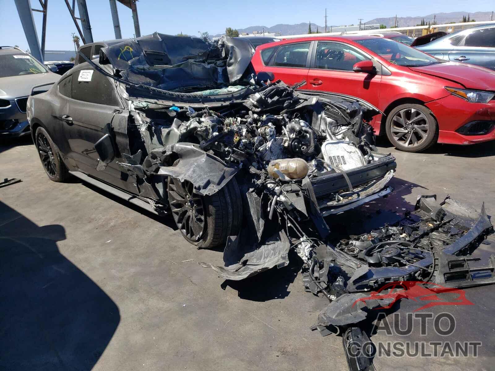 FORD MUSTANG 2018 - 1FA6P8CF5J5104725