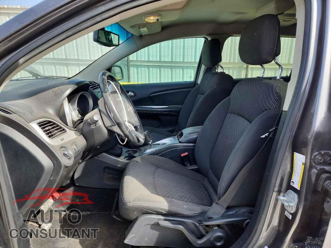 DODGE JOURNEY 2015 - 3C4PDCAB8FT737592