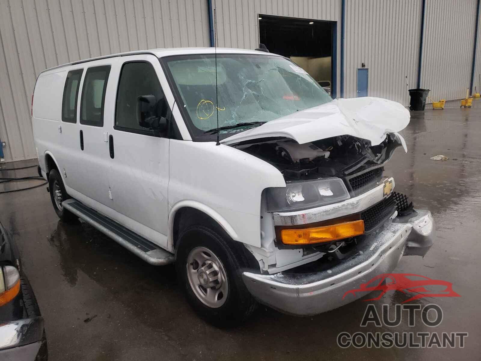 CHEVROLET EXPRESS 2020 - 1GCWGAFGXL1182367