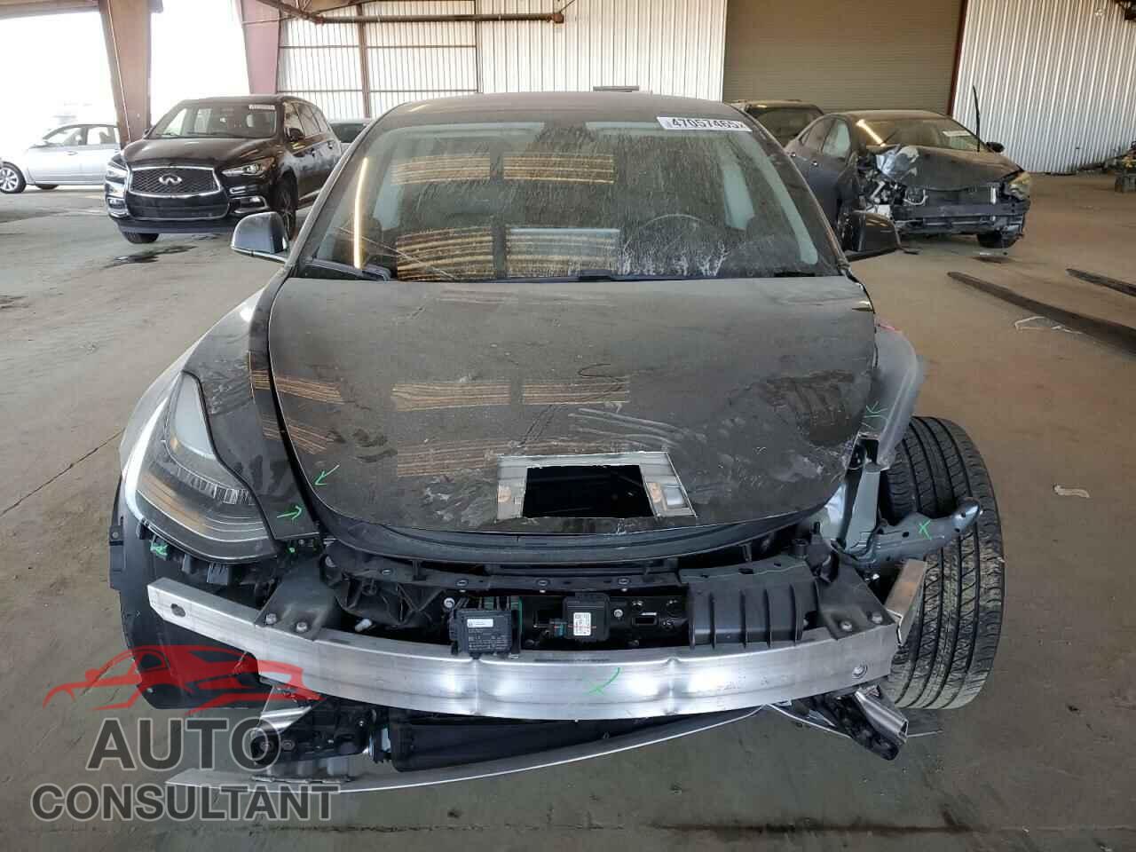 TESLA MODEL 3 2018 - 5YJ3E1EA8JF021154