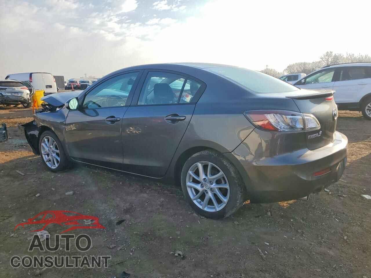 MAZDA MAZDA3 2012 - JM1BL1V58C1588562