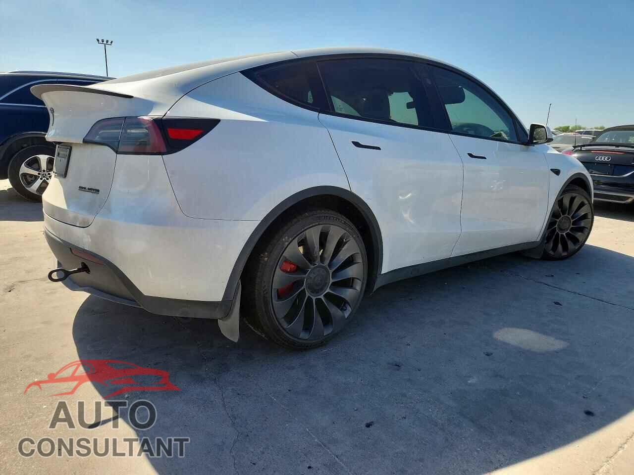 TESLA MODEL Y 2023 - 7SAYGDEF8PF898848