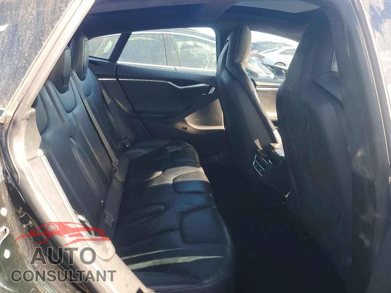 TESLA MODEL S 2015 - 5YJSA1E27FF101178