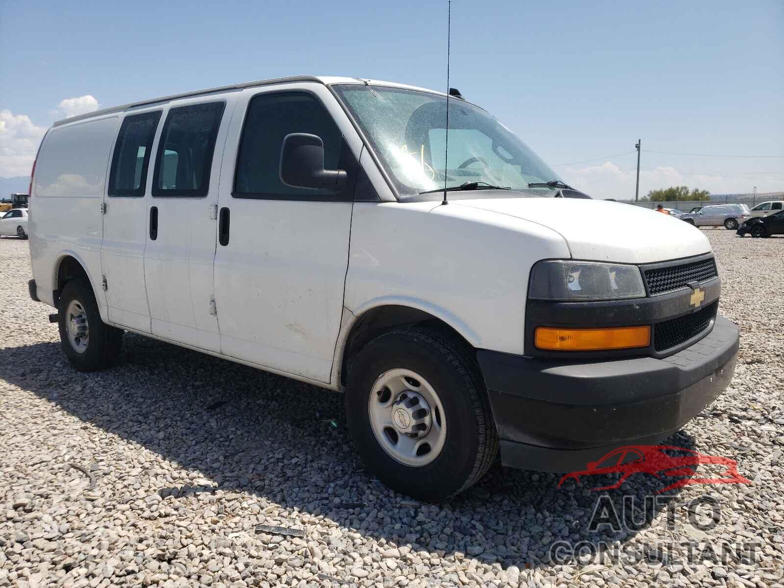 CHEVROLET EXPRESS 2018 - 1GCWGAFP5J1197985