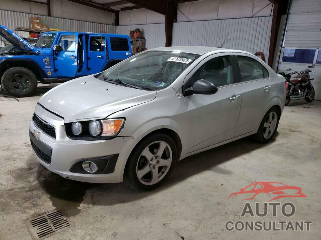 CHEVROLET SONIC 2015 - 1G1JE5SB9F4190652