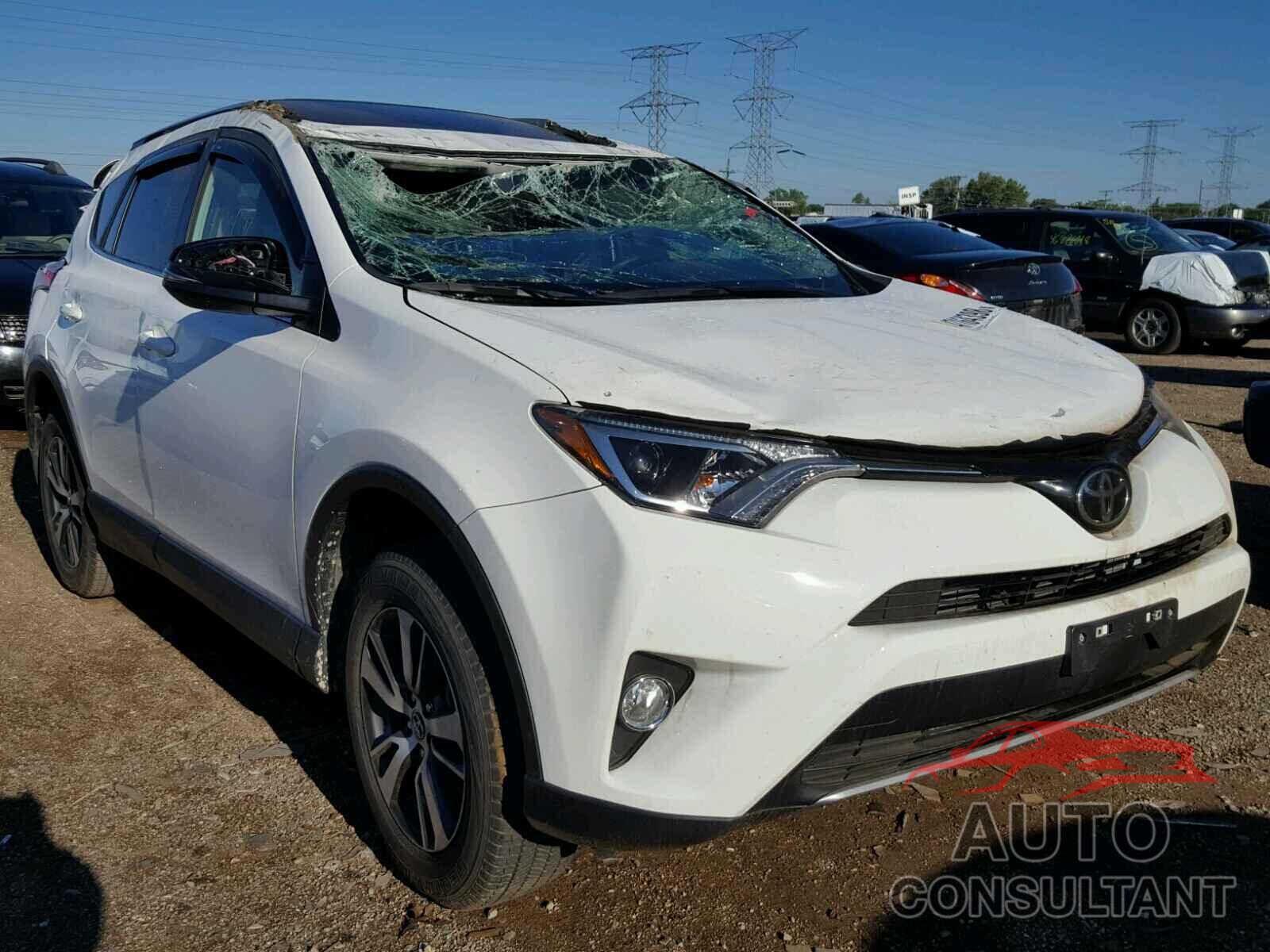 TOYOTA RAV4 XLE 2017 - JTMRFREV8HJ106393