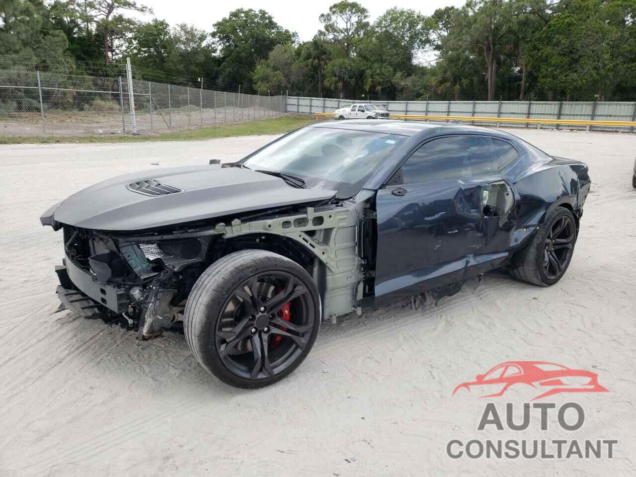 CHEVROLET CAMARO 2019 - 1G1FE1R74K0150822