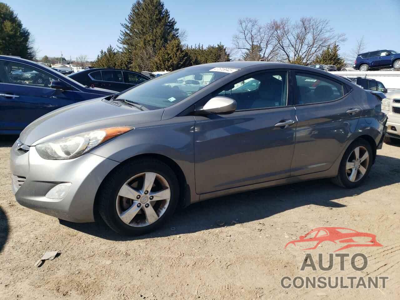 HYUNDAI ELANTRA 2013 - 5NPDH4AE5DH453602