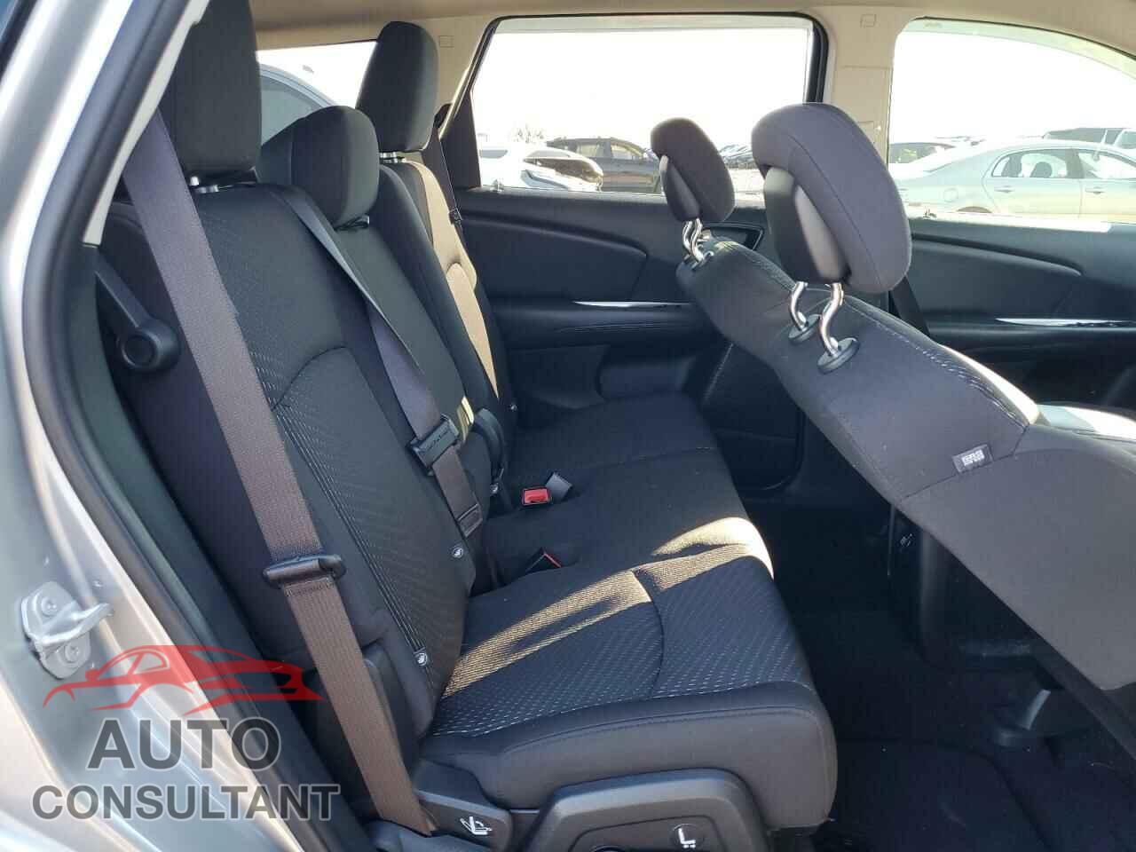 DODGE JOURNEY 2017 - 3C4PDCBB4HT648250