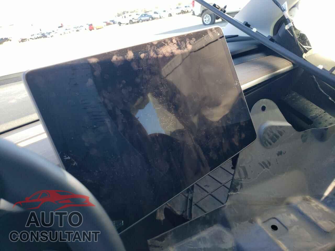 TESLA MODEL 3 2023 - 5YJ3E1EA5PF608307