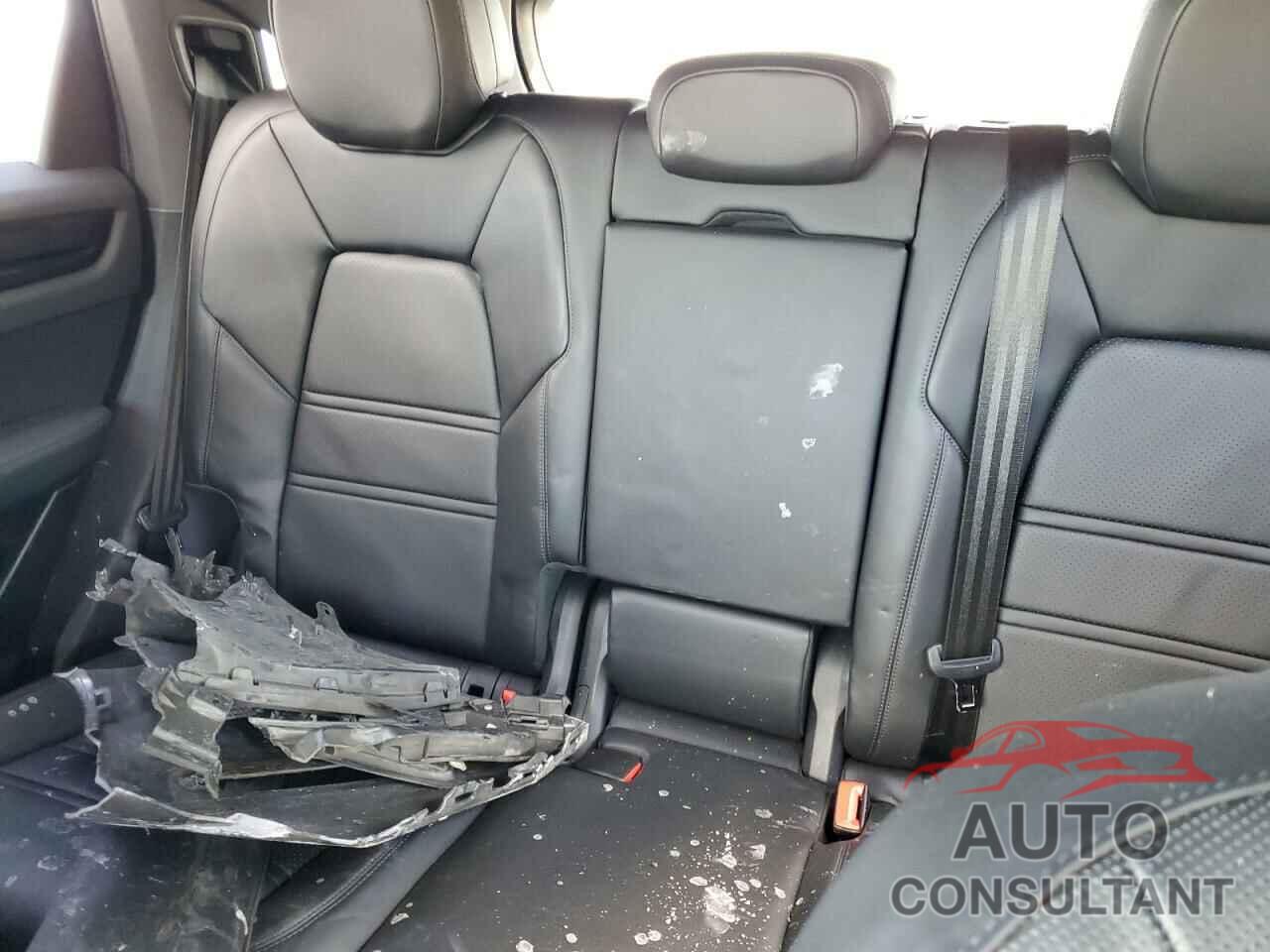PORSCHE CAYENNE 2022 - WP1AA2AY9NDA03317