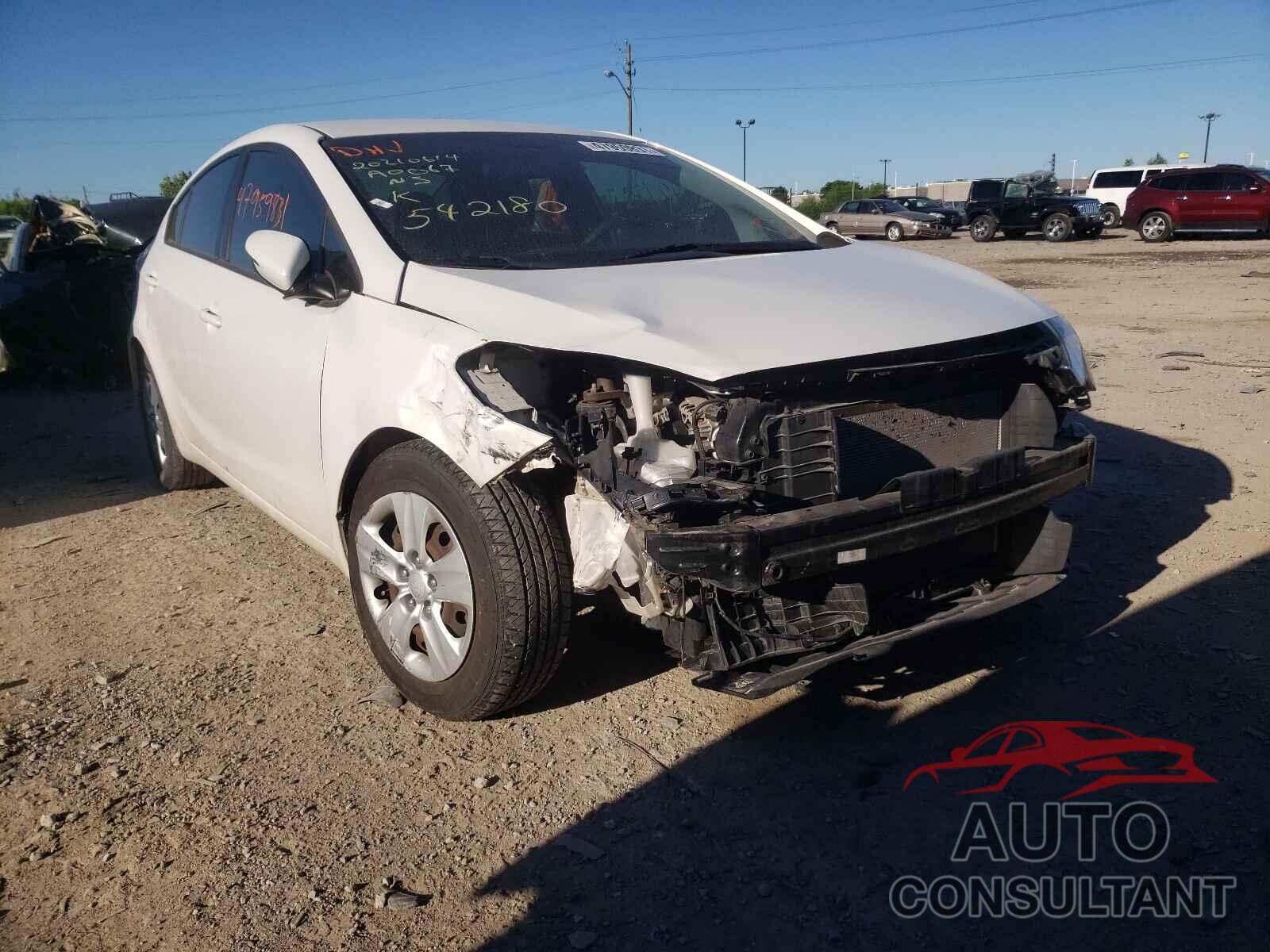 KIA FORTE 2016 - KNAFX4A64G5542180