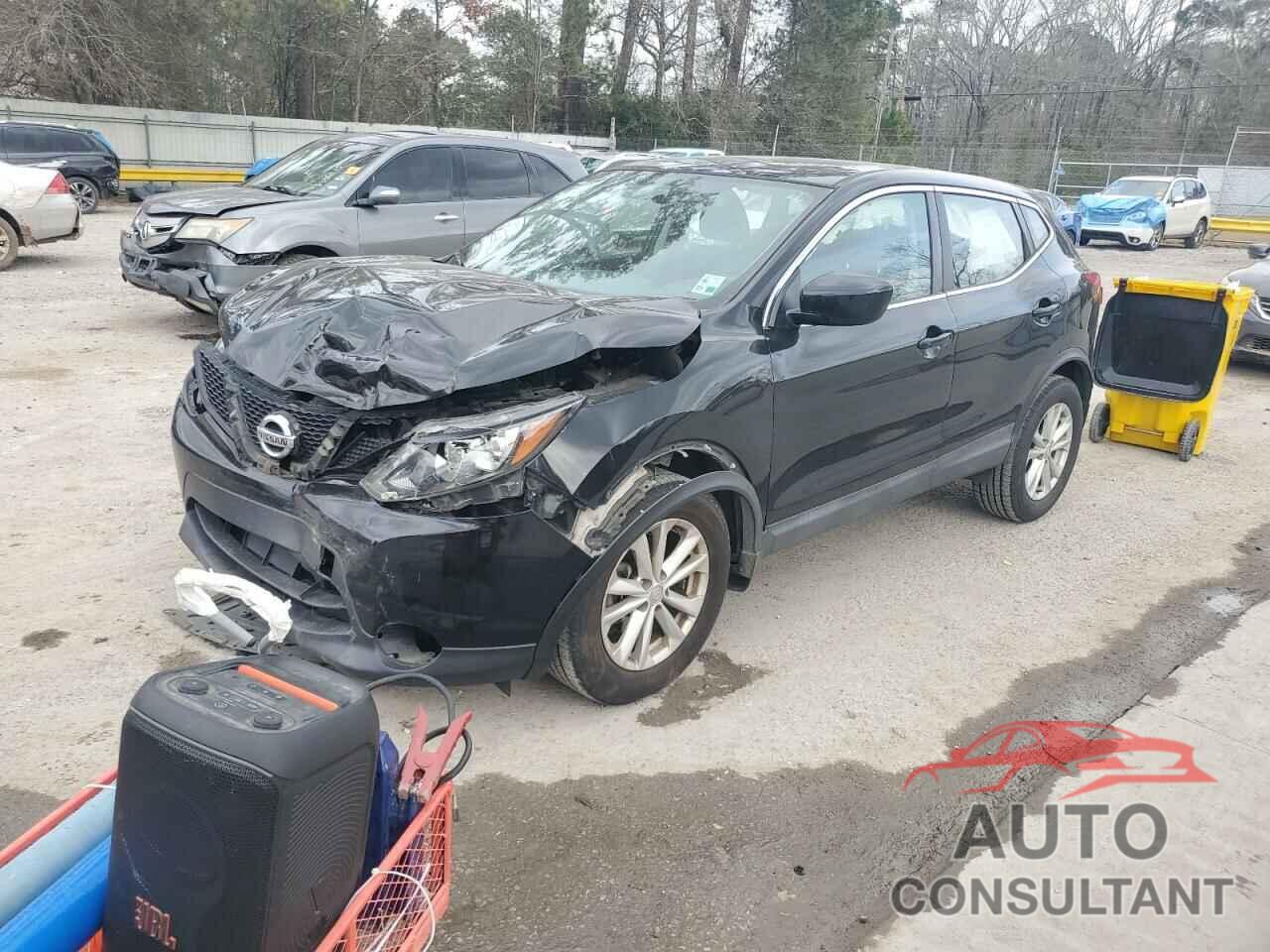 NISSAN ROGUE 2017 - JN1BJ1CP2HW036255