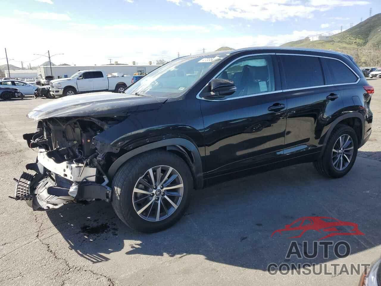 TOYOTA HIGHLANDER 2017 - 5TDKZRFHXHS517623