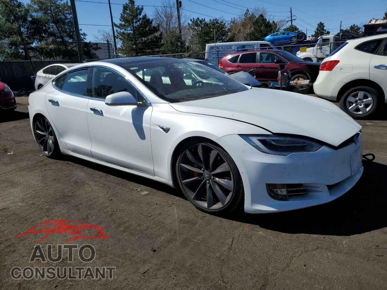 TESLA MODEL S 2018 - 5YJSA1E43JF278451