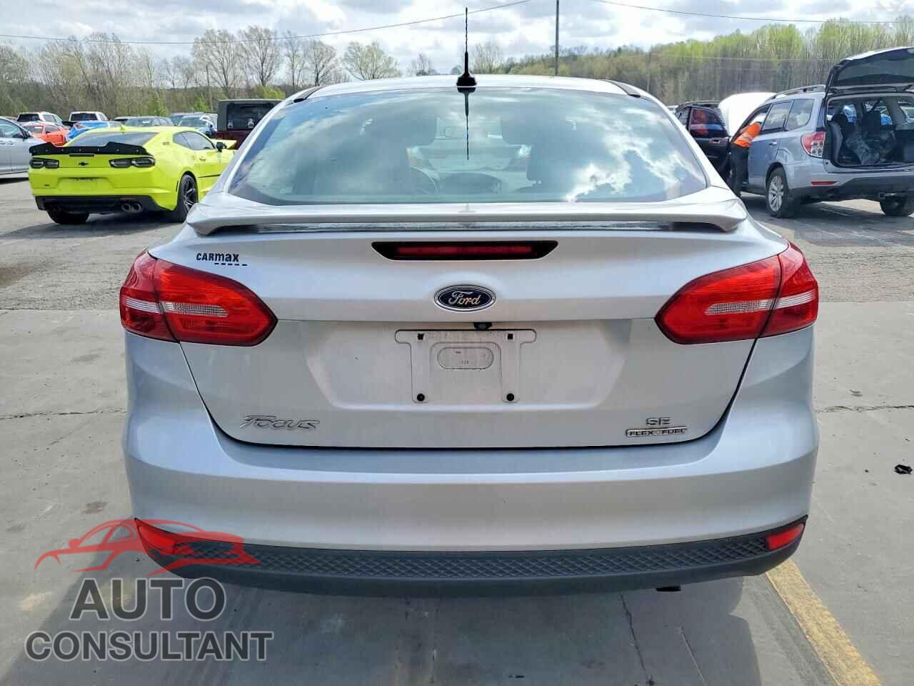 FORD FOCUS 2015 - 1FADP3F22FL361086