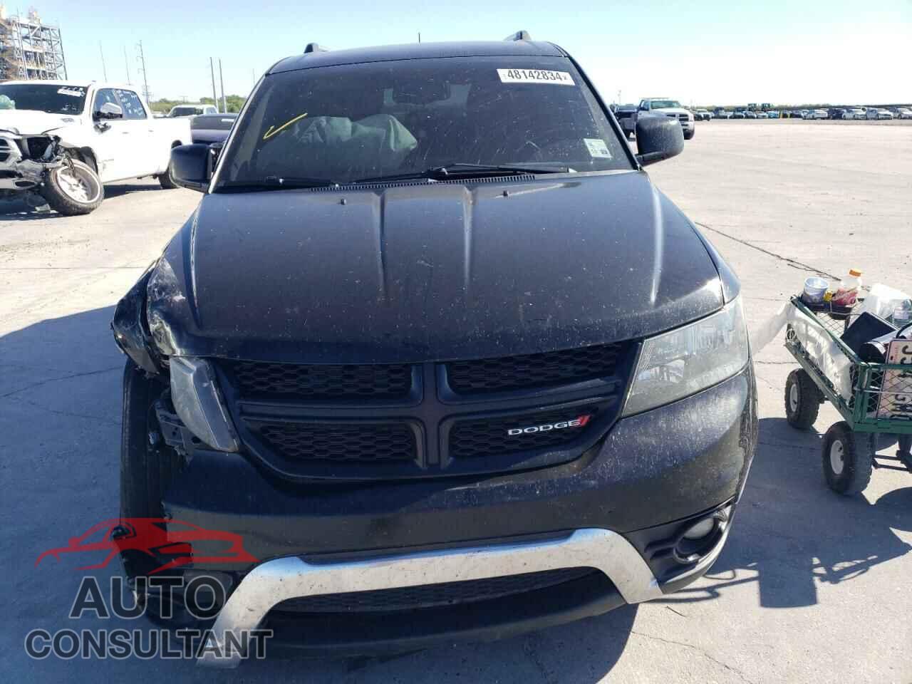 DODGE JOURNEY 2017 - 3C4PDCGB8HT675427