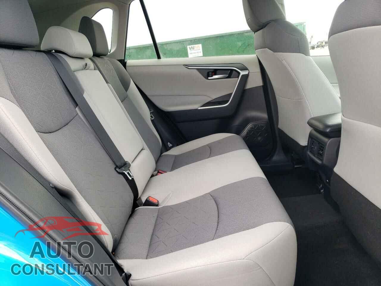 TOYOTA RAV4 2021 - 2T3P1RFV0MW238564