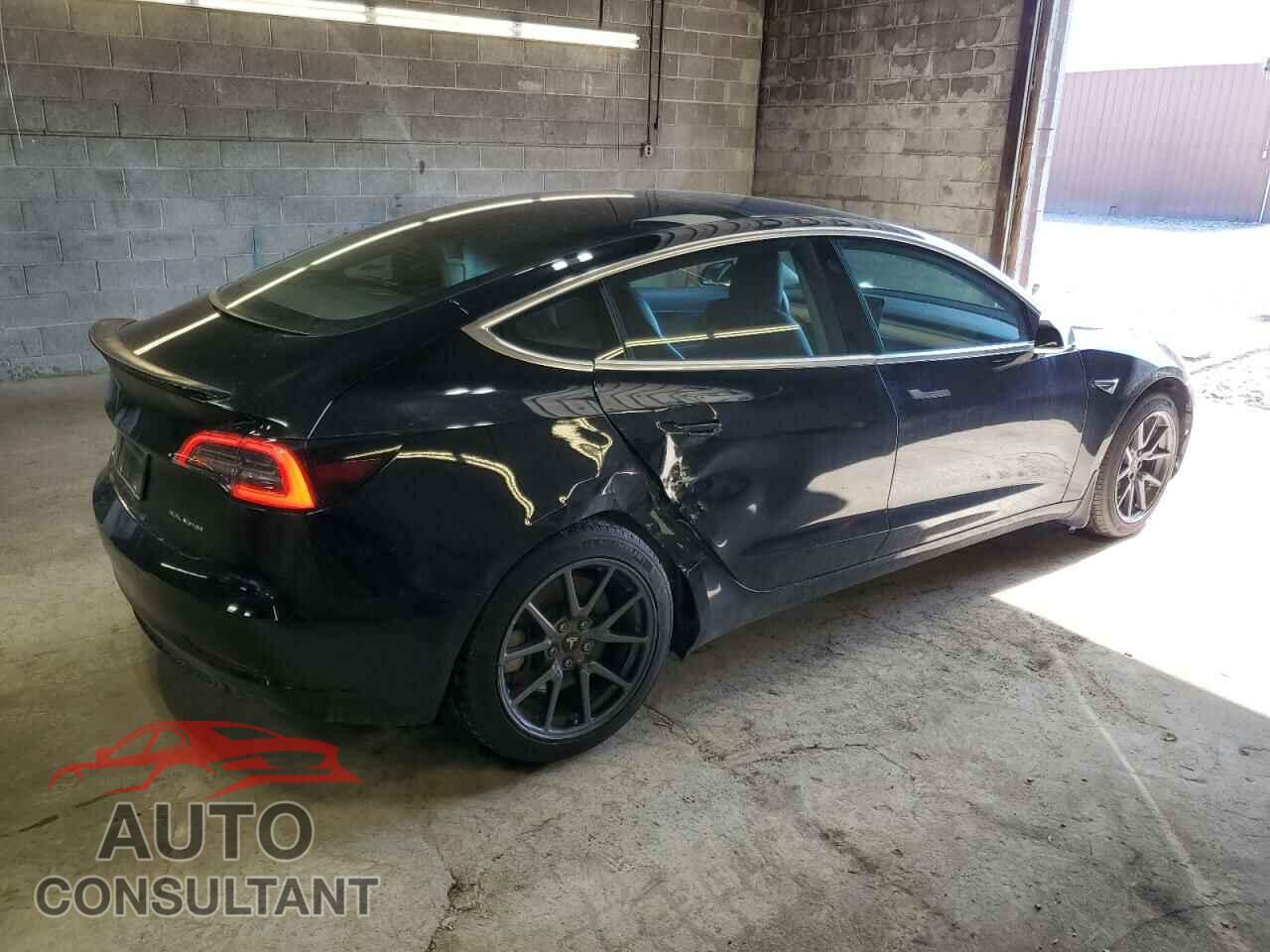 TESLA MODEL 3 2019 - 5YJ3E1EB0KF451478
