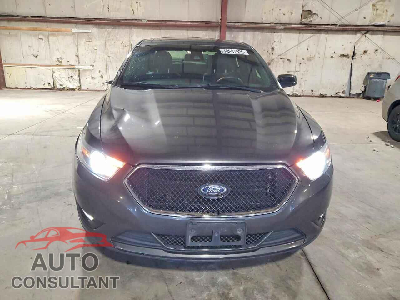 FORD TAURUS 2015 - 1FAHP2KT2FG181271