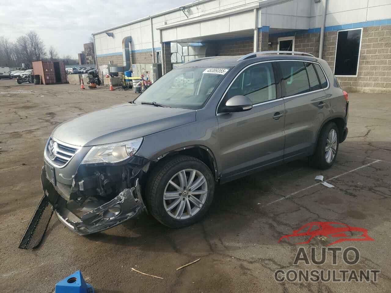 VOLKSWAGEN TIGUAN 2011 - WVGBV7AX3BW512264