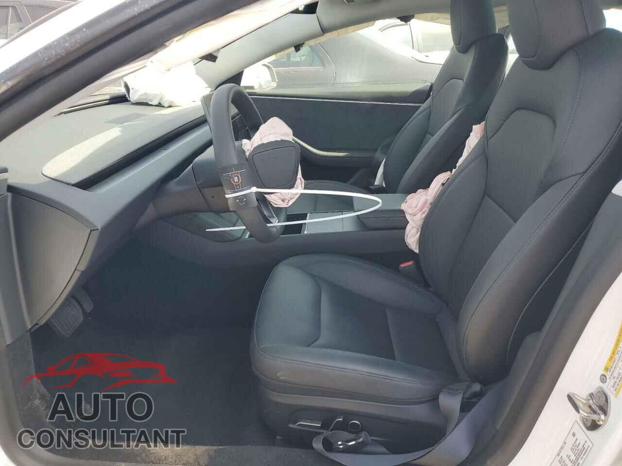 TESLA MODEL 3 2024 - 5YJ3E1EB3RF798569