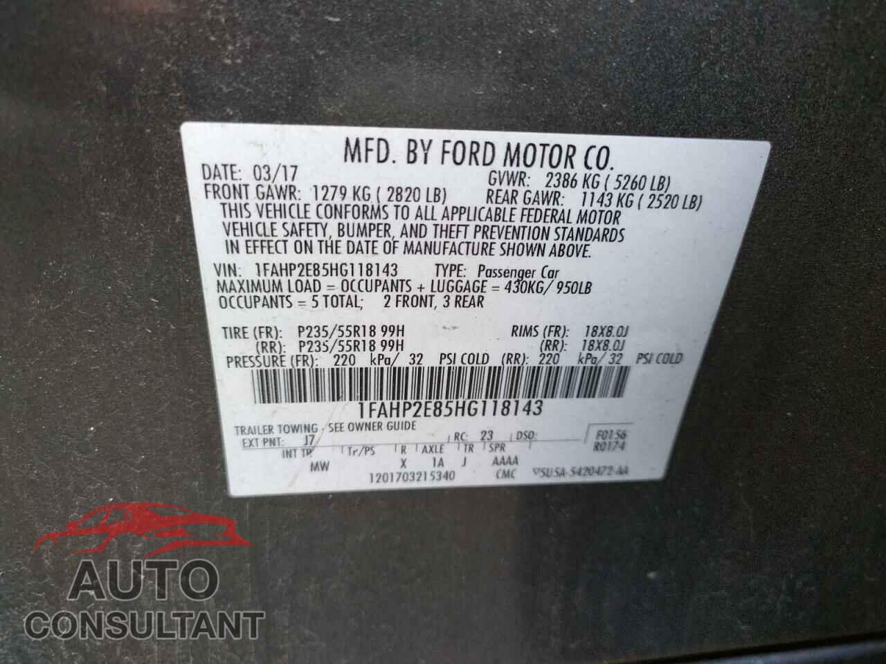 FORD TAURUS 2017 - 1FAHP2E85HG118143