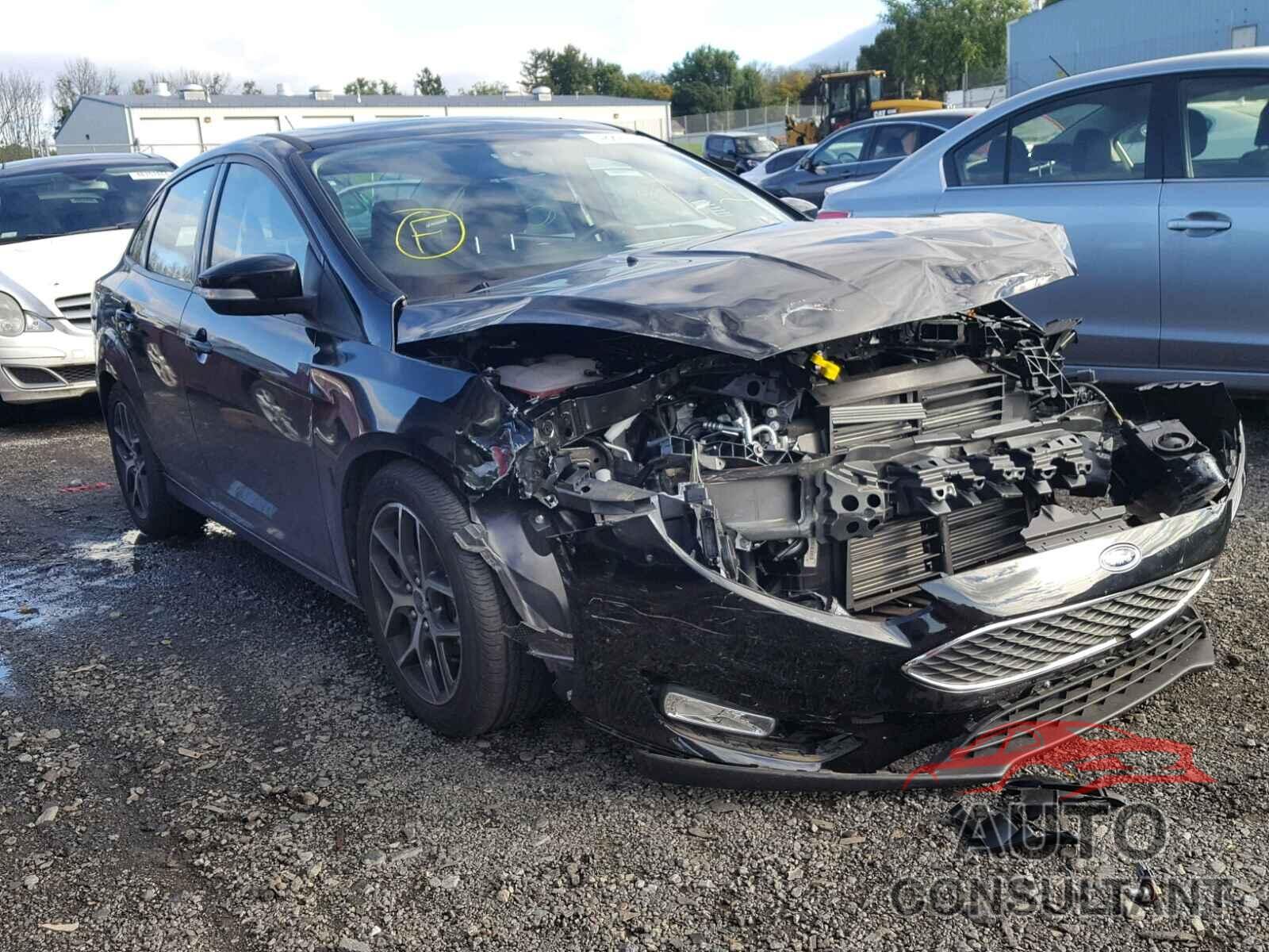 FORD FOCUS 2017 - 1FADP3H23HL311569