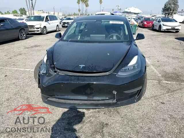 TESLA MODEL 3 2021 - 5YJ3E1EA4MF939262