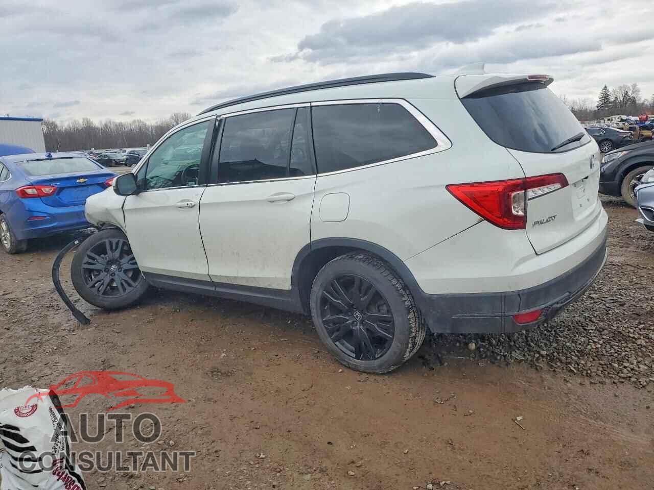HONDA PILOT 2021 - 5FNYF6H28MB095800