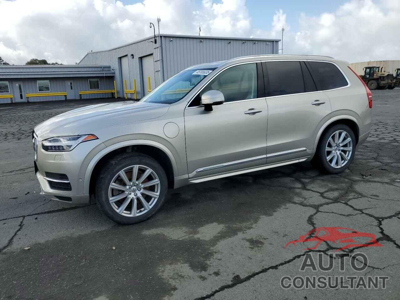 VOLVO XC90 2018 - YV4BR0PL4J1345040