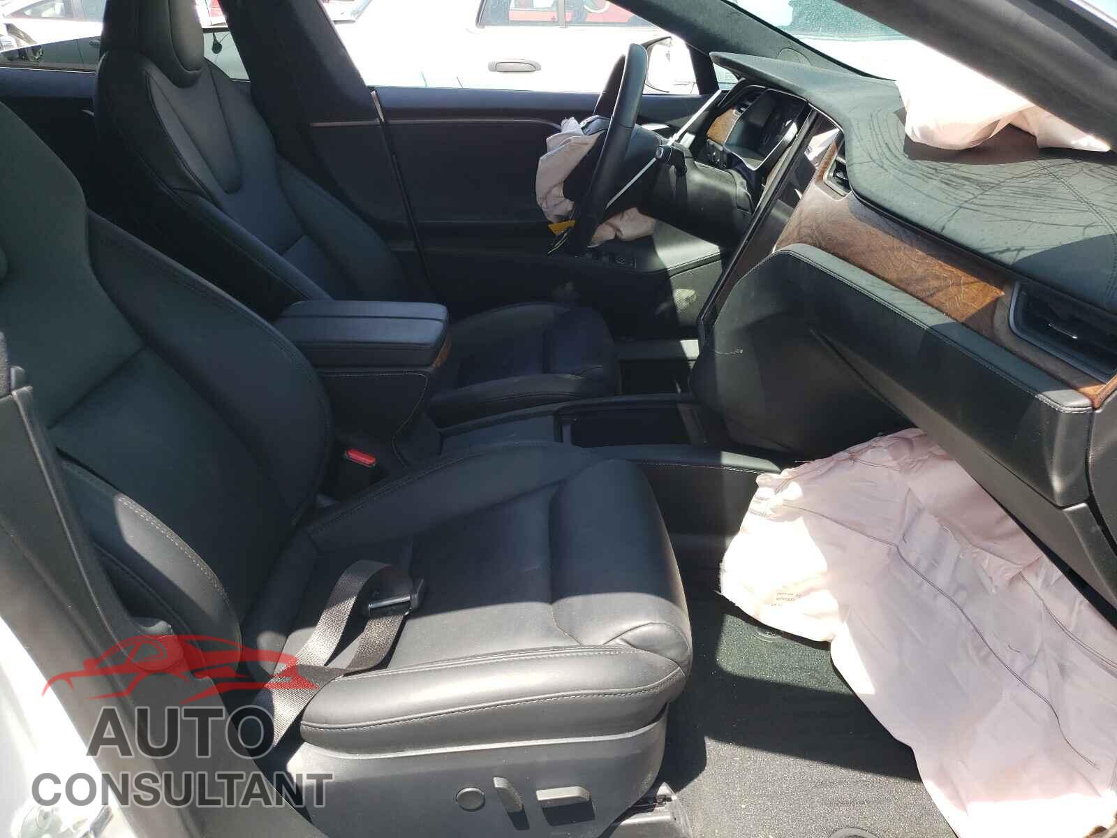 TESLA MODEL S 2020 - 5YJSA1E26LF366847