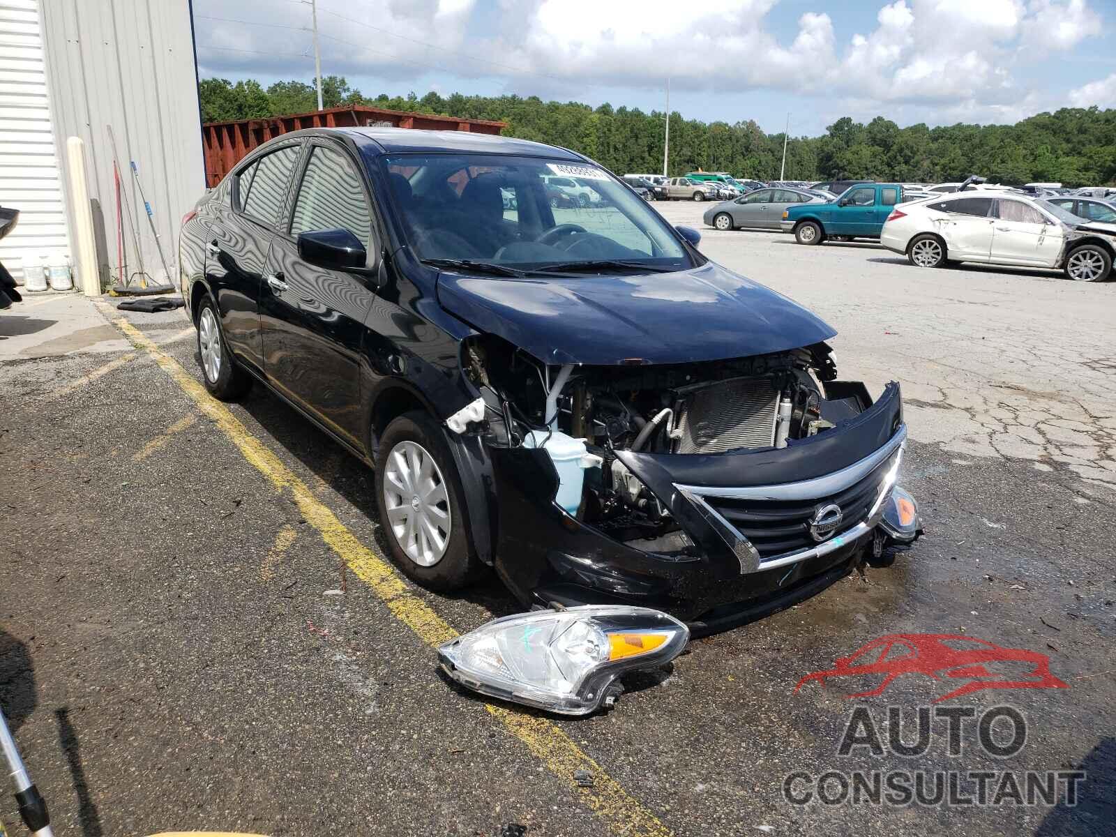NISSAN VERSA 2019 - 3N1CN7AP7KL851451