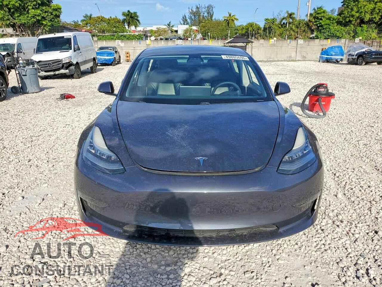 TESLA MODEL 3 2021 - 5YJ3E1EA5MF016451