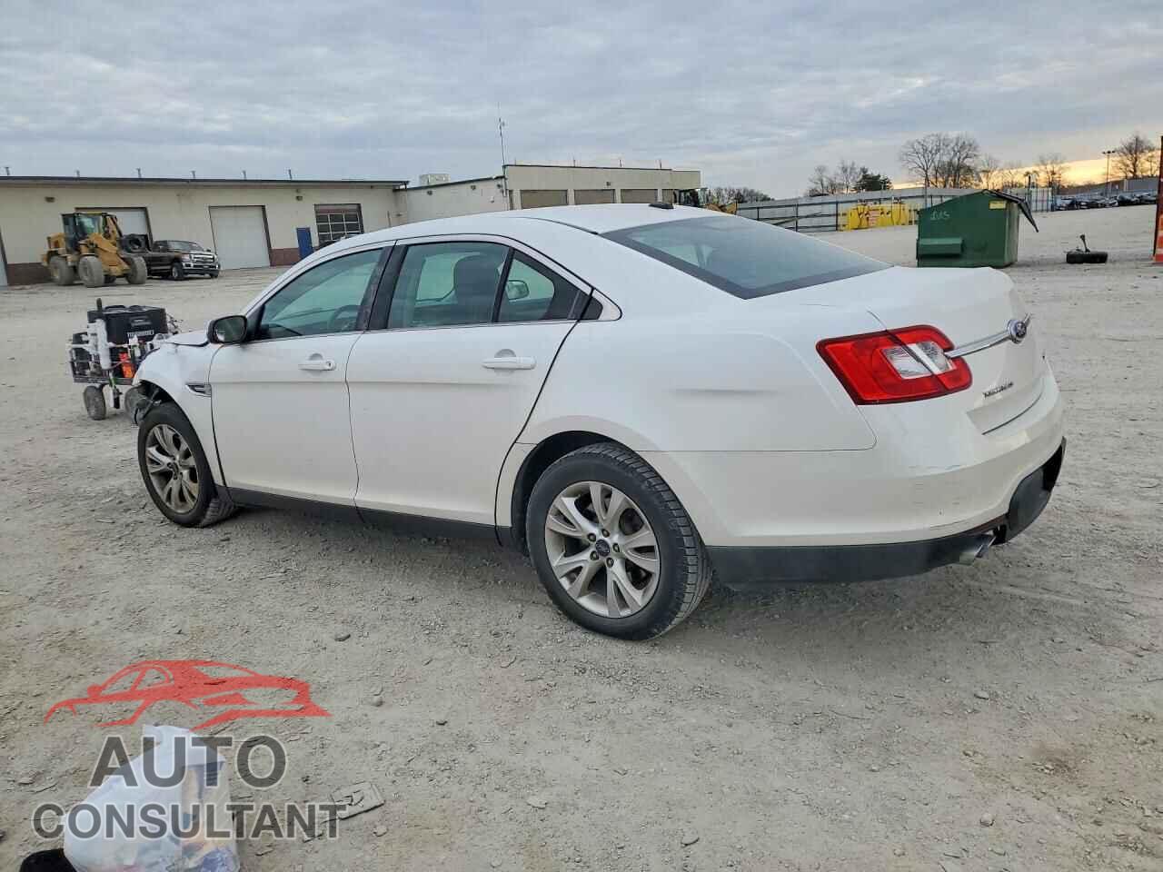 FORD TAURUS 2011 - 1FAHP2EW7BG105822