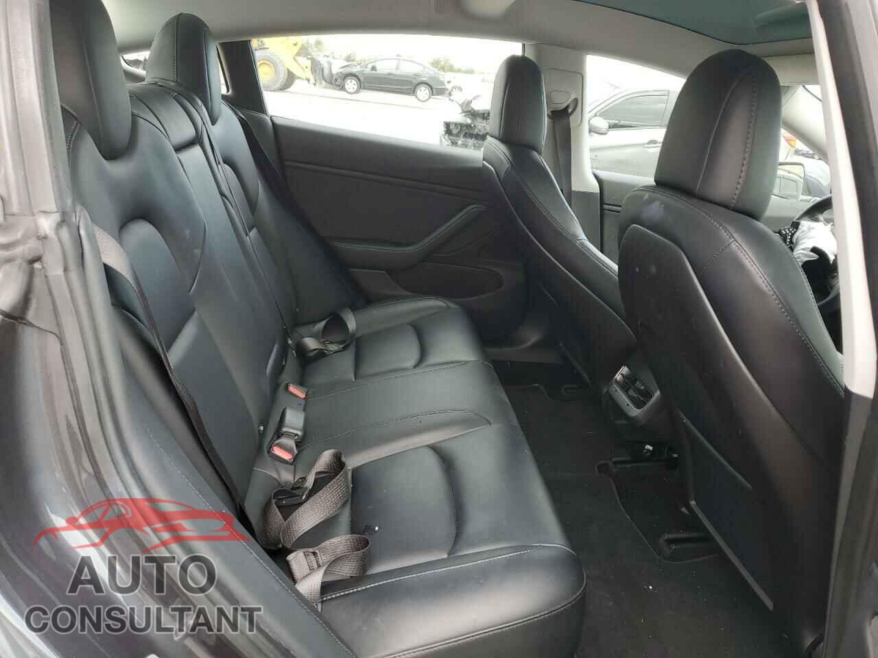 TESLA MODEL 3 2018 - 5YJ3E1EA6JF154902
