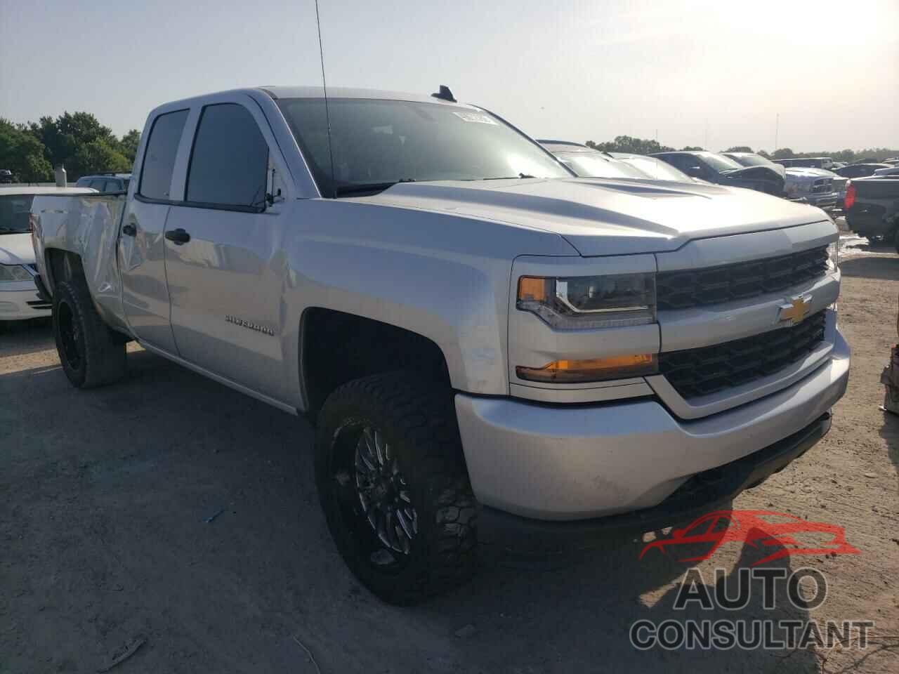 CHEVROLET SILVERADO 2018 - 1GCRCPEH6JZ288268